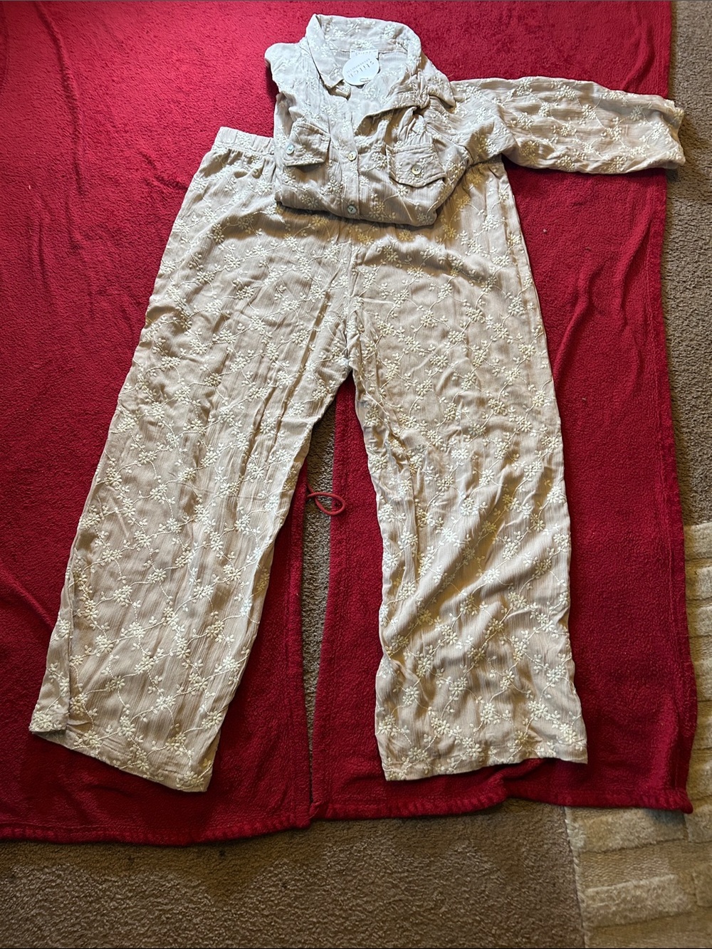 Embroidered Floral Pajama Set - Cream